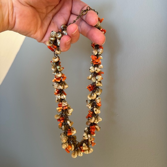 Victorian Coral & Shell Choker - Picture 6 of 14